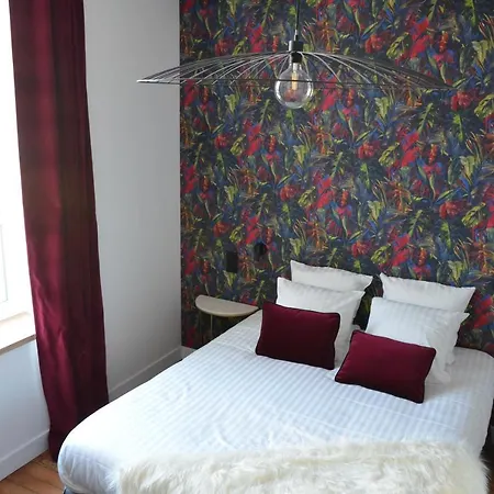 Chez Flo Hotel *